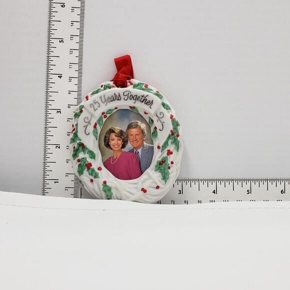 1989 Hallmark Twenty-Five Years Together Fine Porcelain Photo Holder Ornament - Picture 5 of 5